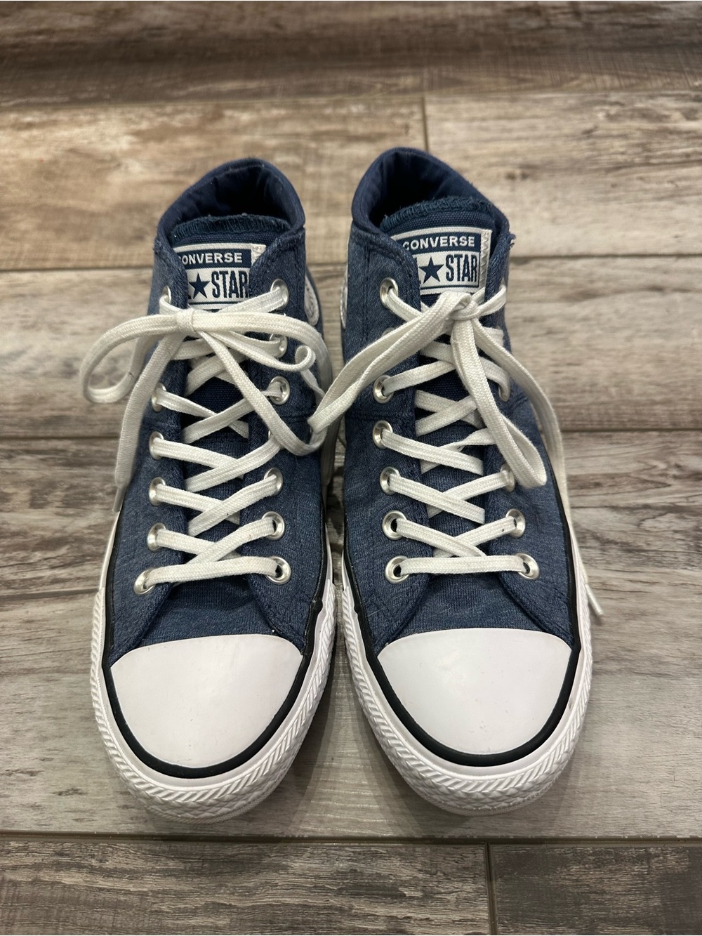 Converse All Star Chuck Taylor Madison Mid Top Sneakers in Navy and White